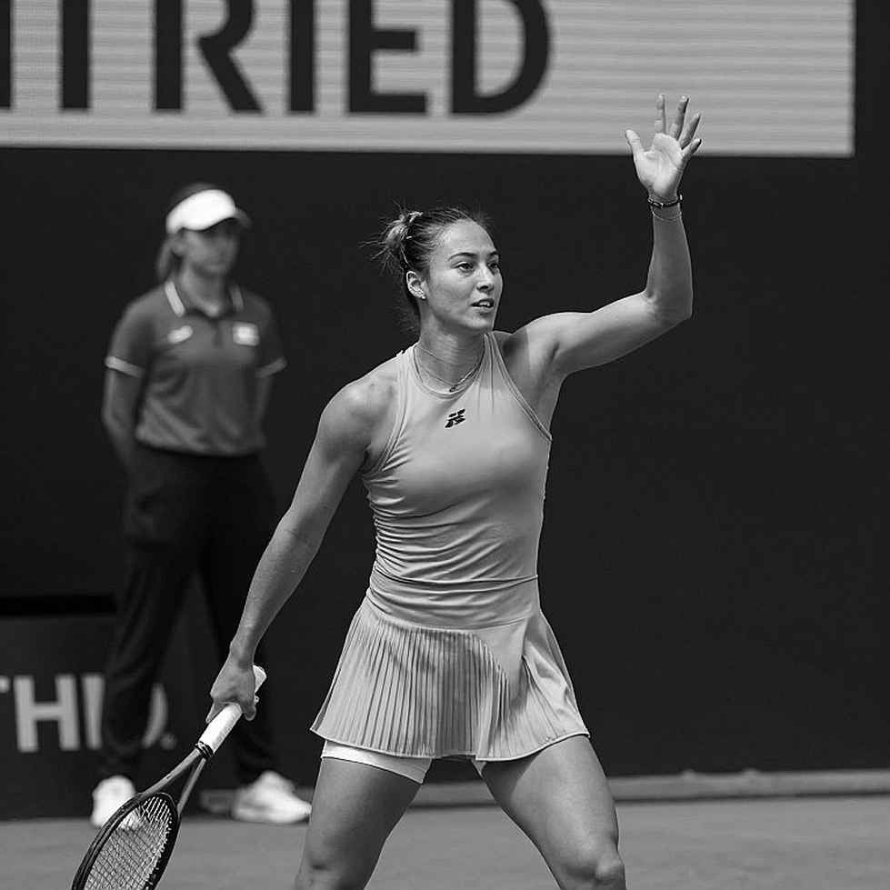 43 Unforced Errors, One Walkover, and Singapore's Tired Calendar