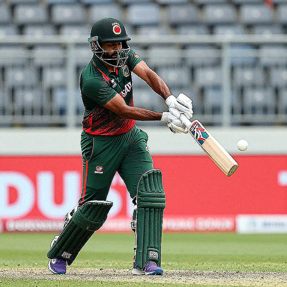 Shreyas Iyer's 102*: The Lucknow Storm, Kohli's Shadow, and the Gap Inside the Record