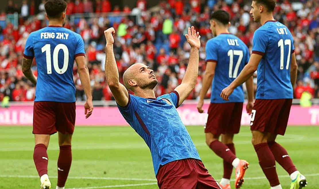 Paperwork in the First Half, the Clock in the Second: What the Netherlands' 2-2 Really Says Paperwork in the First Half, the Clock in the Second: What the Netherlands' 2-2 Really Says