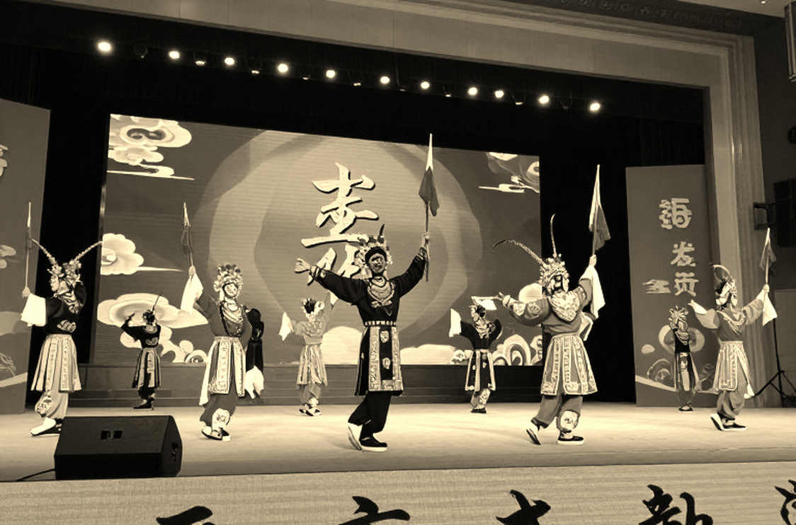 শিরোনামে সামরখন্দের জয়, শরীরে স্ক্যান্ডিনেভিয়ান কোর্স: চেস-সংবাদের তথ্য-ফাটল