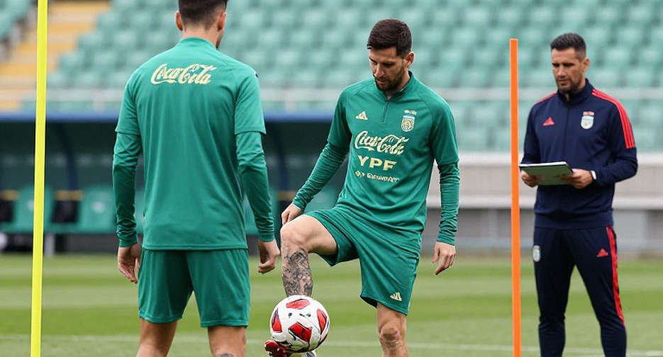 No Handshake, Three Goals in 12 Minutes: Testing Football's Codebook in Debrecen's Silent Stadium No Handshake, Three Goals in 12 Minutes: Testing Football's Codebook in Debrecen's Silent Stadium