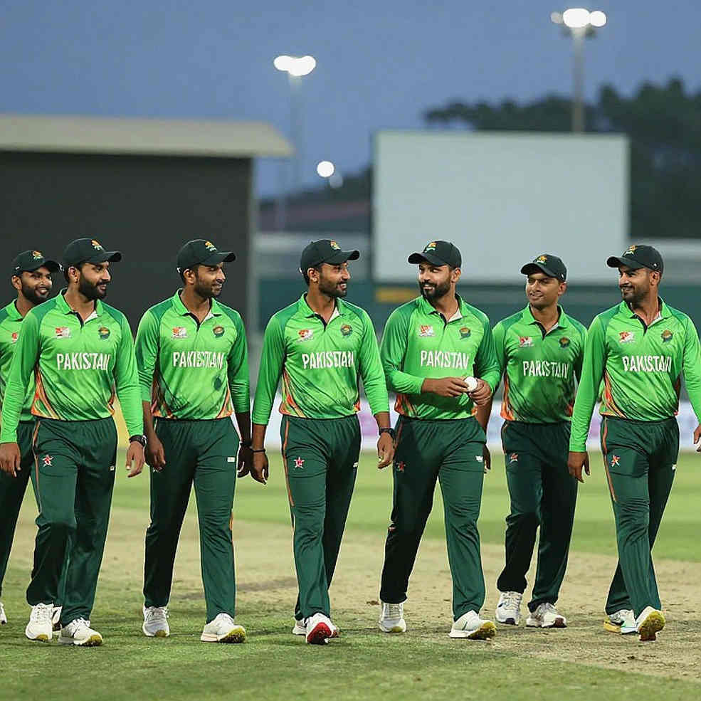 সফট-টিস্যুর লেজার: চ্যাপম্যান-ফোকসের ইনজুরি, ফ্র্যাঞ্চাইজি লিগ আর একটি নোটবুকের অসমাপ্ত হিসাব