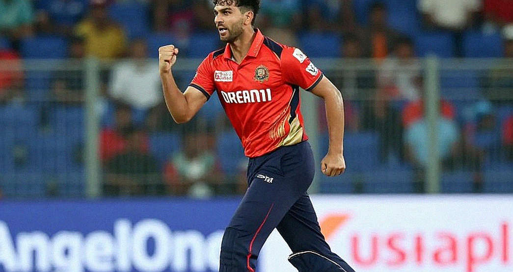 ছয় নম্বর ক্যাজুয়াল: ব্রেসওয়েলের চুক্তি বদল আর নিউজিল্যান্ডের সাদা-বলের নীরব পুনর্গঠন ছয় নম্বর ক্যাজুয়াল: ব্রেসওয়েলের চুক্তি বদল আর নিউজিল্যান্ডের সাদা-বলের নীরব পুনর্গঠন