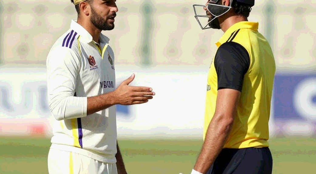 Irani Cup: Jammu & Kashmir All Out for 111 as Mukesh Kumar and Akash Deep Take the Last Seven Wickets for 22 Runs