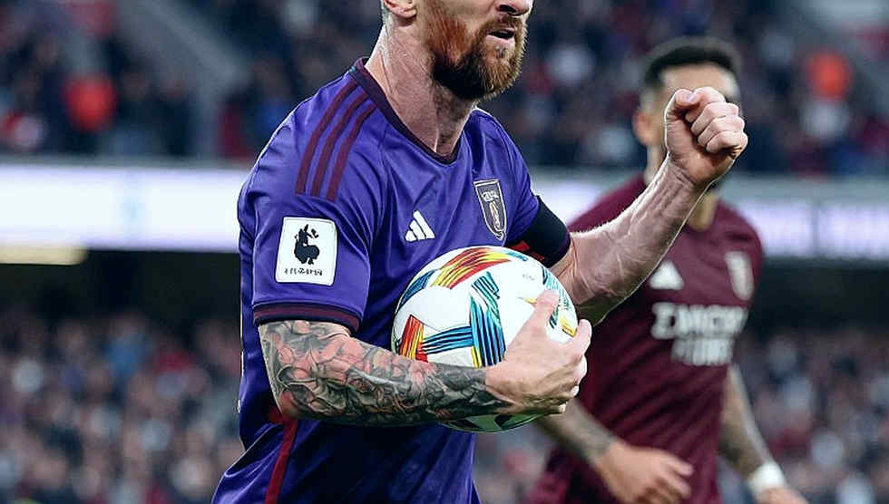 From Bofo Bautista to Ricardo Marín: The Clásico Tapatío Celebrations That Stood on the Edge of Law 12 From Bofo Bautista to Ricardo Marín: The Clásico Tapatío Celebrations That Stood on the Edge of Law 12