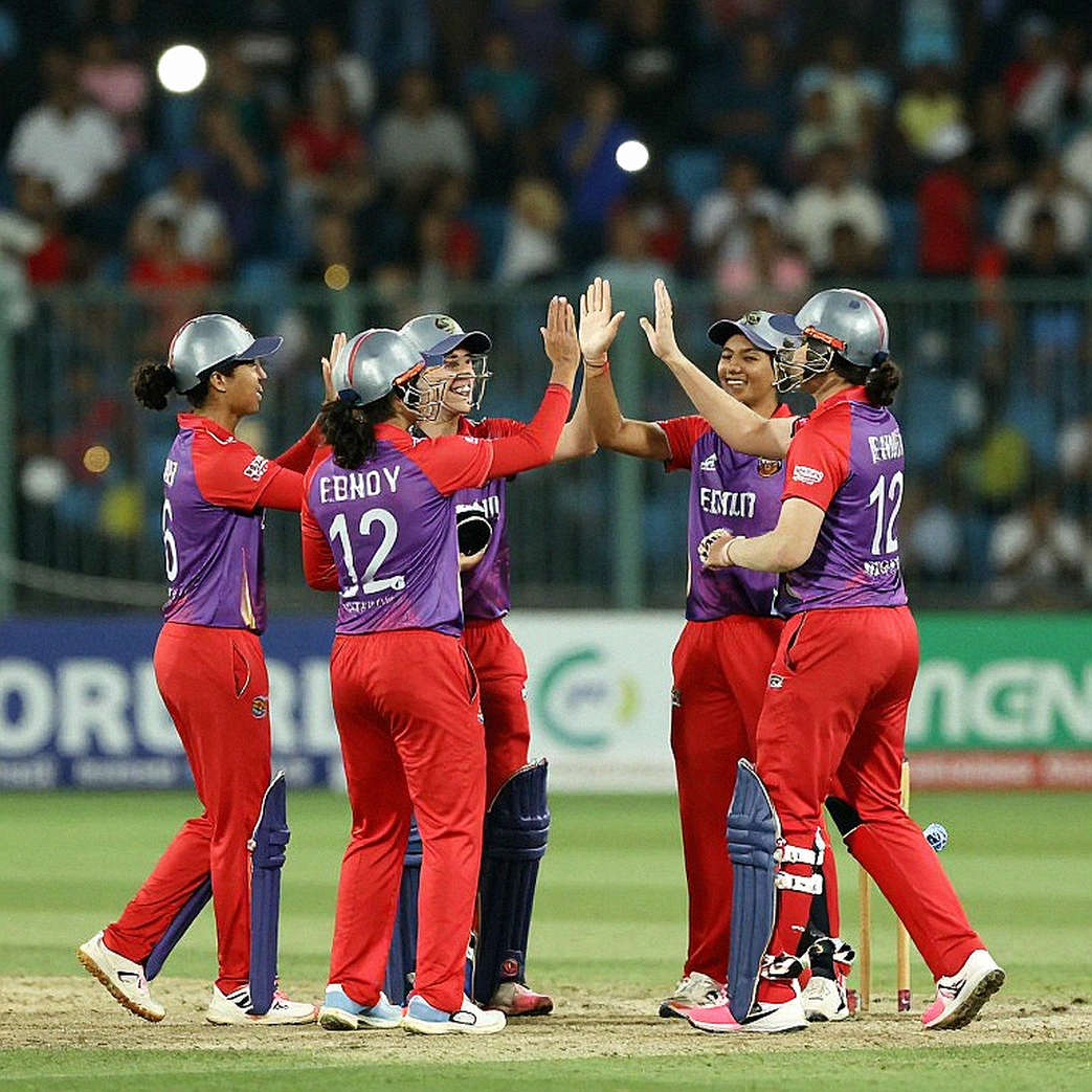 অ্যান্ডারসনের বিদায়: ল্যাঙ্কাশায়ারের পুনর্নির্মাণে একটি ২৫ বছরের খাতা কীভাবে বন্ধ হলো